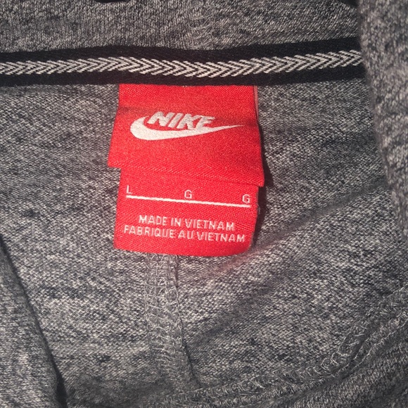 Nike Hoodie - Picture 4 of 4